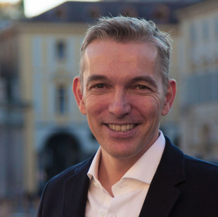 Mark Vanderbeeken
