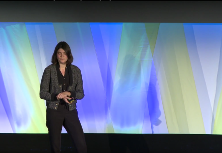 Stina Vanhoof: Sneaking service design into large organizations