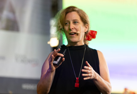 SDGC19 | Annemarie Lesage: Play & Work - How Tangibles Offset Design Thinking Flaws